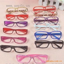翁火勇品牌眼鏡架產(chǎn)品全覽 風(fēng)格、材質(zhì)與選購(gòu)指南